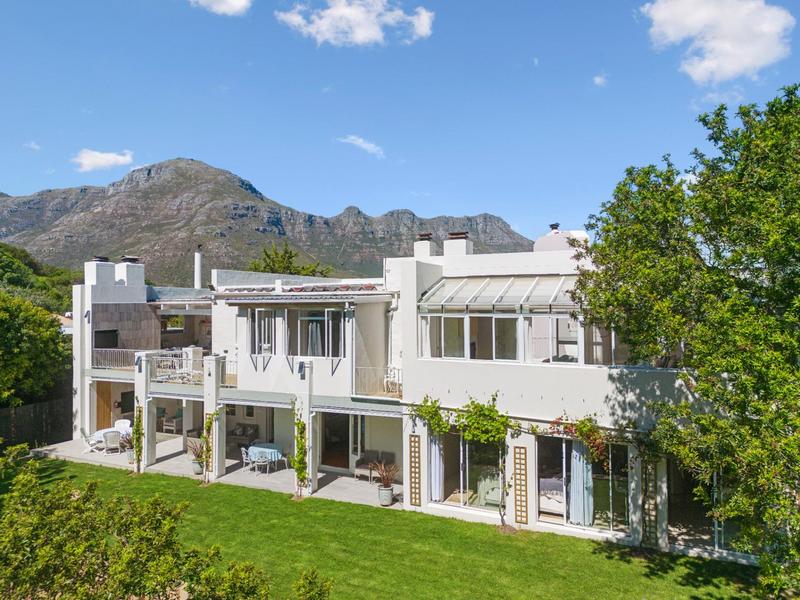 6 Bedroom Property for Sale in Northshore Western Cape